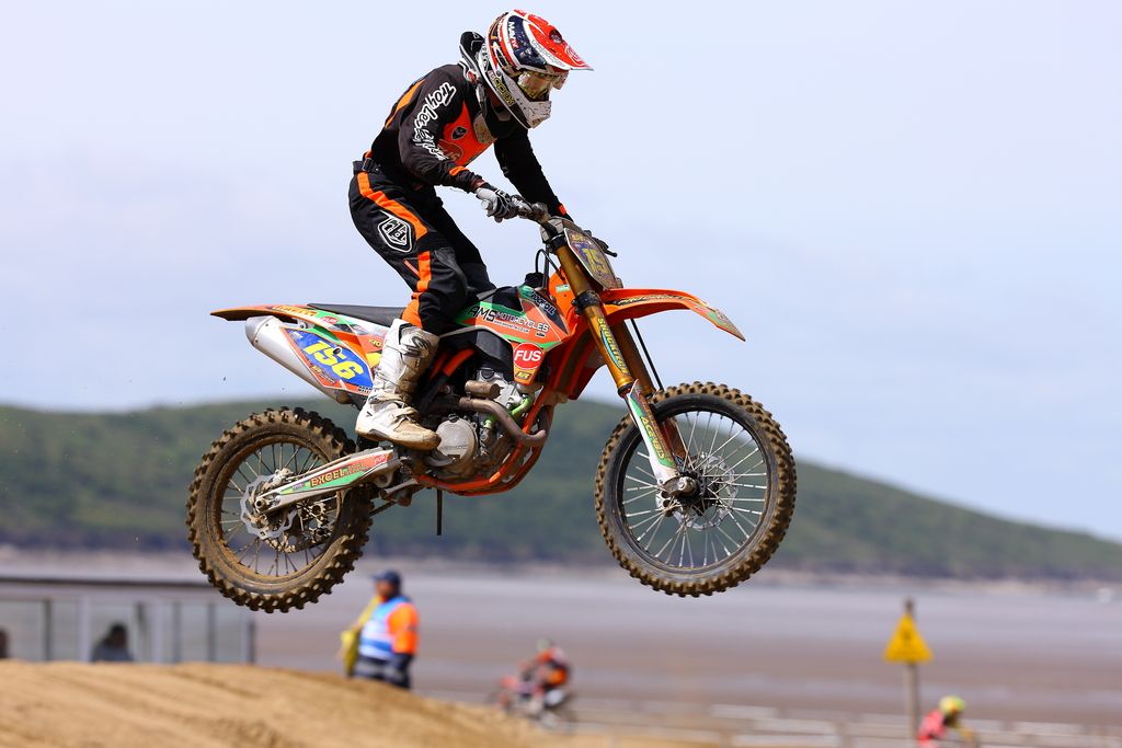 IMAGE: http://i862.photobucket.com/albums/ab181/paul-cousins/2015%20Pro%20Nationals/6B7P235731-05-15.jpg