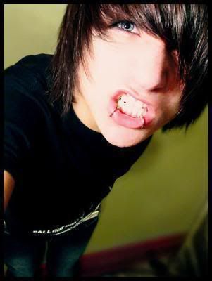 Emo Danny Leon