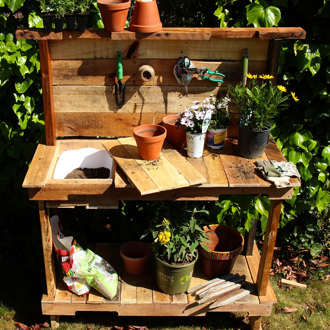 Rustic Potting Bench