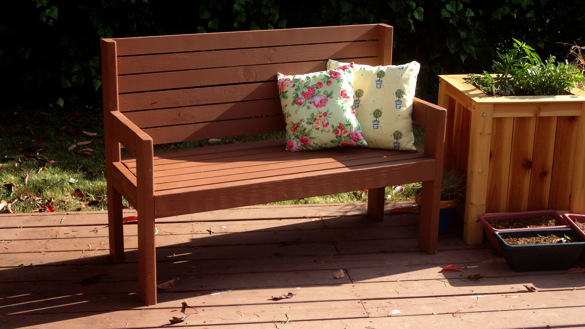 Free Simple Garden Bench Plans