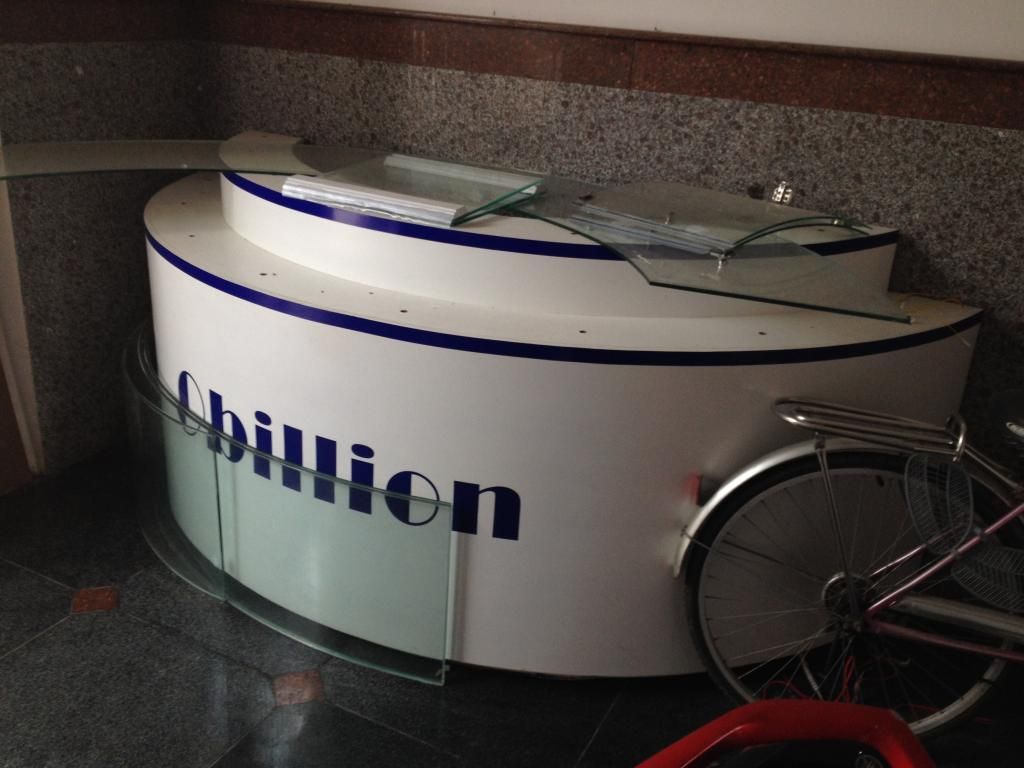 Tủ điện thoại giá rẻ đẹp