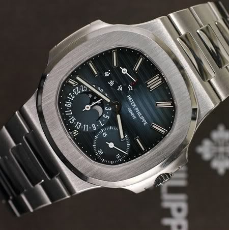 nEO_IMG_Patek57121.jpg