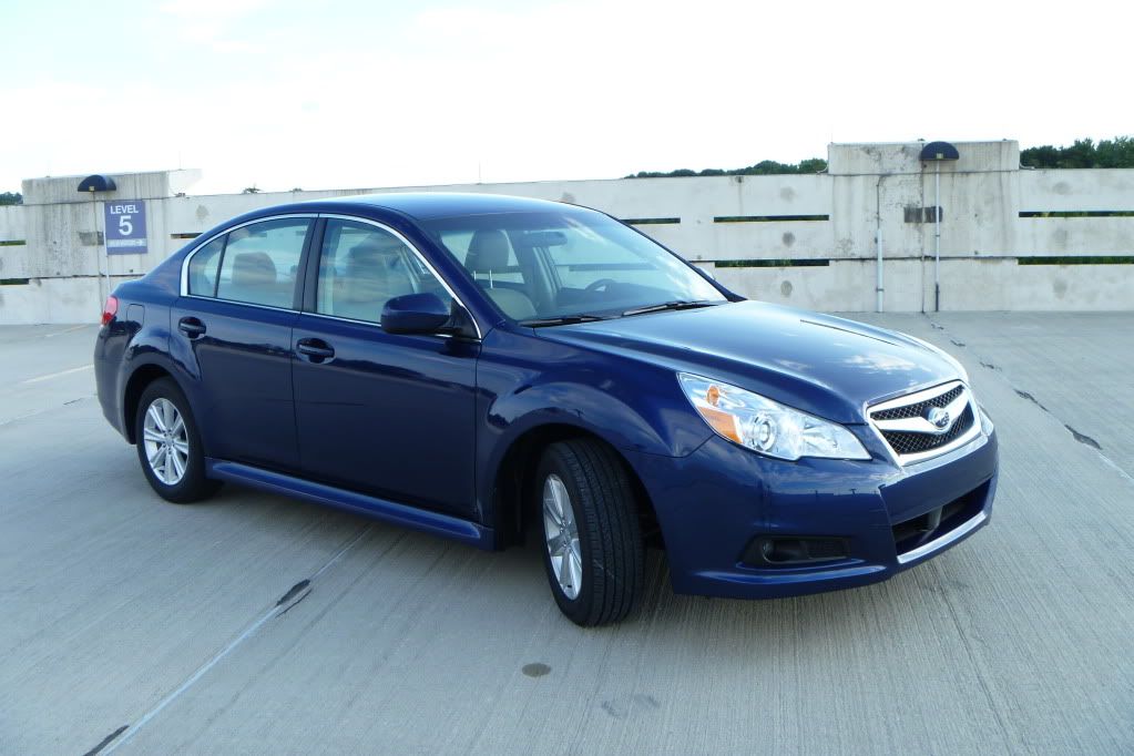 http://i862.photobucket.com/albums/ab189/mhoran89/2011%20Subaru%20Legacy/P1000126.jpg